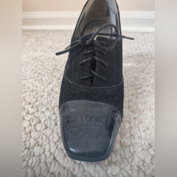 Merona Close-Toed Heels - Picture 8 of 16